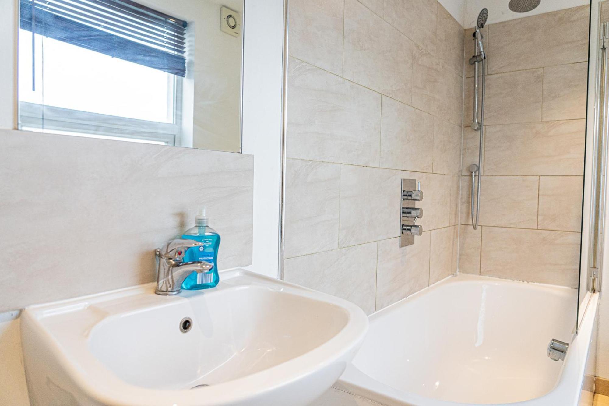 Hackney Central Houseshare 런던 외부 사진